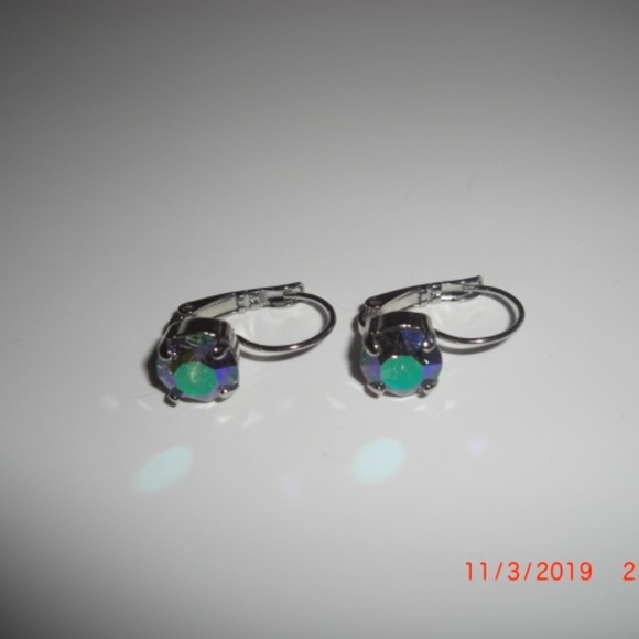 Swarovski Austrian Crystal Earrings - Picture 2 of 8